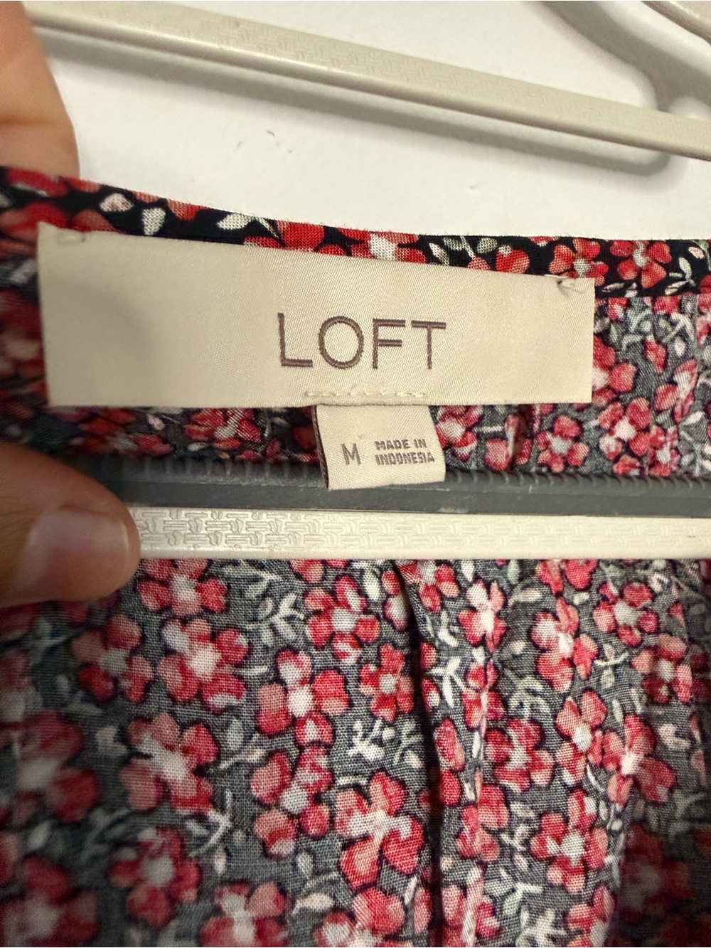 LOFT Red Floral Long Sleeve Button-Front Dress with adjustable sides - Picture 6 of 8